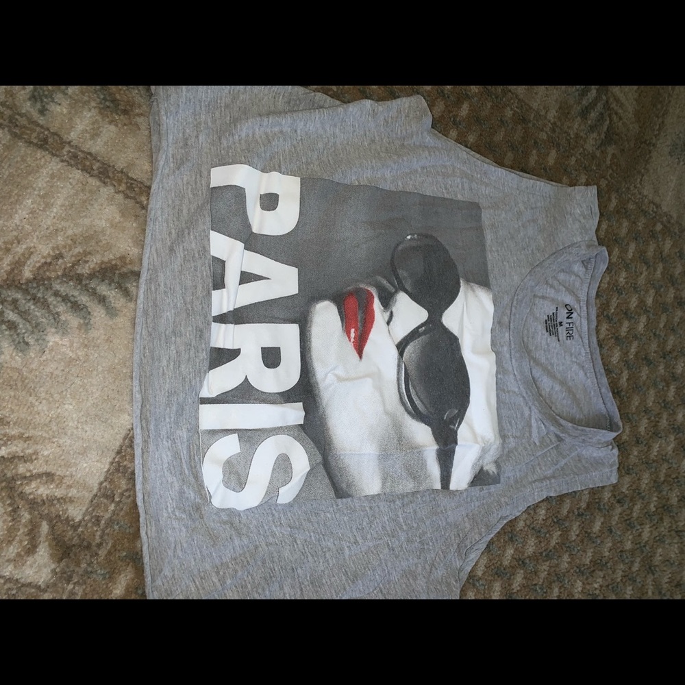 Women’s cropped muscle shirt